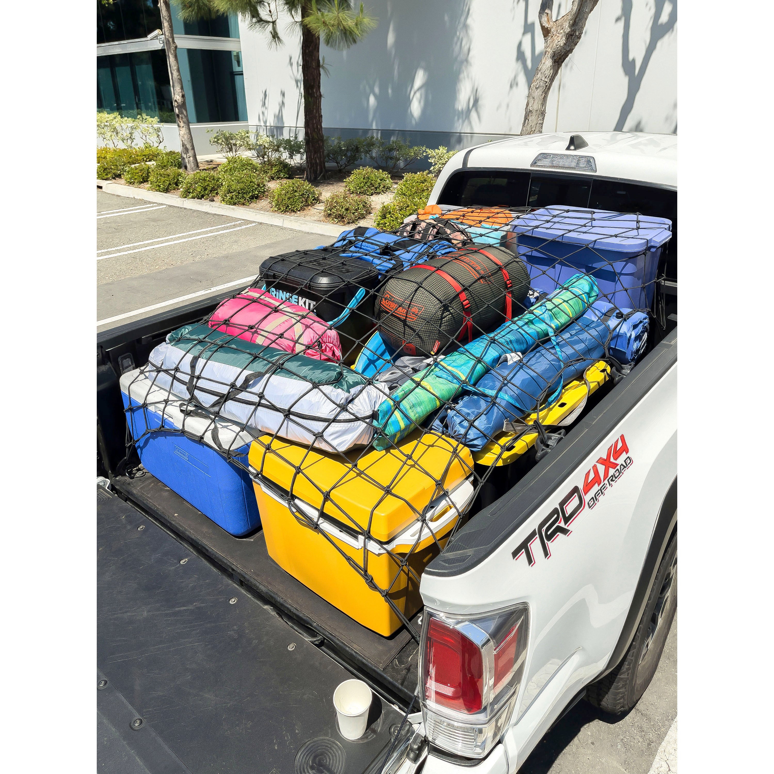 4 Feet x 6 Feet Cargo Net with 16 Piece D-Clips